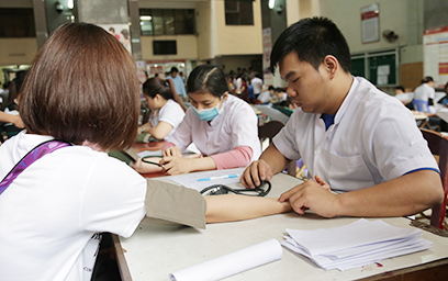 Rộn ràng Ngày hội Hiến máu Nhân đạo tại Đại học Duy Tân