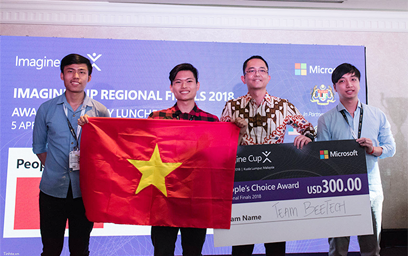 Đội tuyển BeeTech (ĐH Duy Tân) nhận giải Bình chọn tại Chung kết Imagine Cup Châu Á 2018