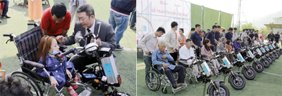 Các kỹ sư Điện-Điện tử của ĐH Duy Tân hỗ trợ người khuyết tật sử dụng xe lăn điện