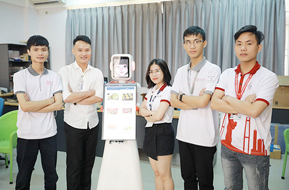 Nâng chất nhân lực công nghệ thông tin và du lịch Đà Nẵng 1-62