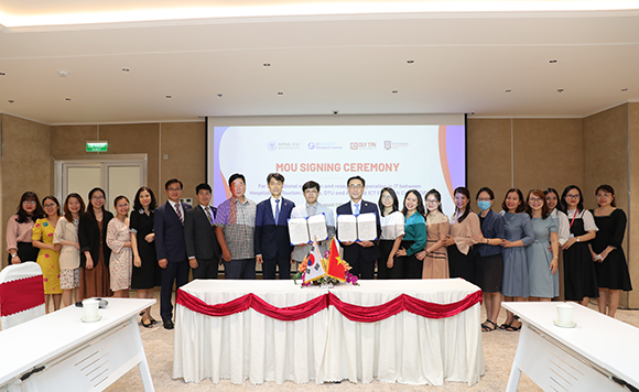 Lễ ký kết MOU giữa Đại học Duy Tân với Đại học Dong-Eui, Hàn Quốc