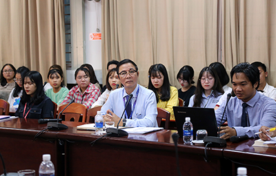 Hội thảo Đổi mới Phương pháp Dạy và Học trong bối cảnh Cách mạng Công nghiệp 4.0 Hoithao_KhoiKHXHNV_GV-SV2c-38