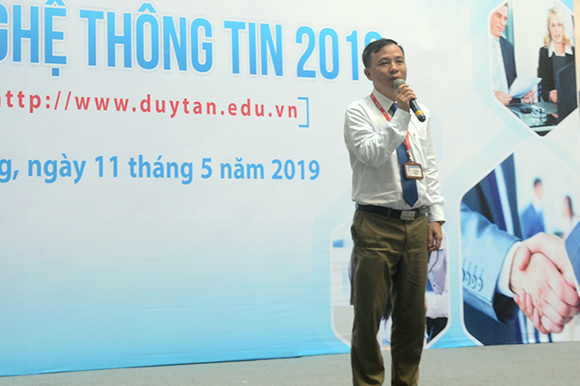Đại học Duy Tân tổ chức Ngày hội Việc làm Công nghệ Thông tin 2019