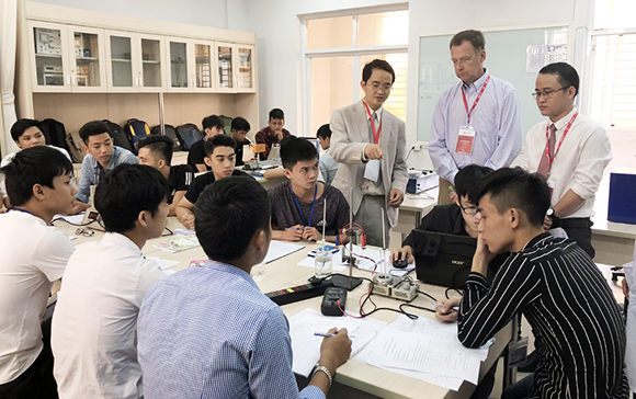 Đại học Duy Tân - Đại học thứ 2 của Việt Nam đạt chuẩn Kiểm định ABET của Mỹ