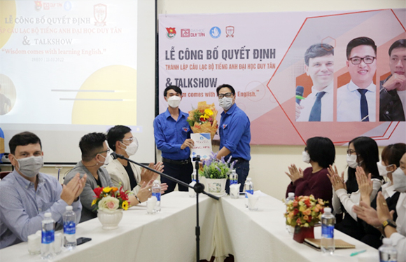 Danh sách Forbes Việt Nam 'Under 30' gọi tên giảng viên ĐH Duy Tân Clbta3-20