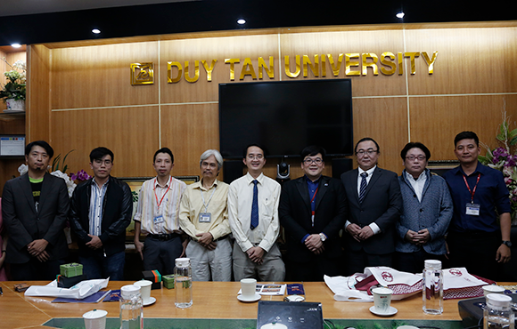 Đại học Duy Tân làm việc với Công ty TNHH N&V Bridge và Công ty TNHH Chime, Nhật Bản