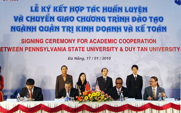 Đại học Duy Tân ký kết MOU với Đại học Dong-Eui, Hàn Quốc Qt3-73