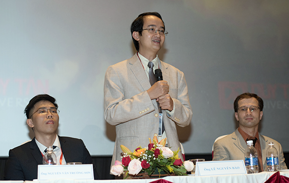 Đại học Duy Tân ra mắt phim Tài liệu Lịch sử “Những cánh én đầu tiên”