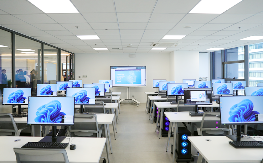 Khai trương phòng Lab Samsung Innovation Campus tại Đà Nẵng phục vụ công tác đào tạo giảng dạy