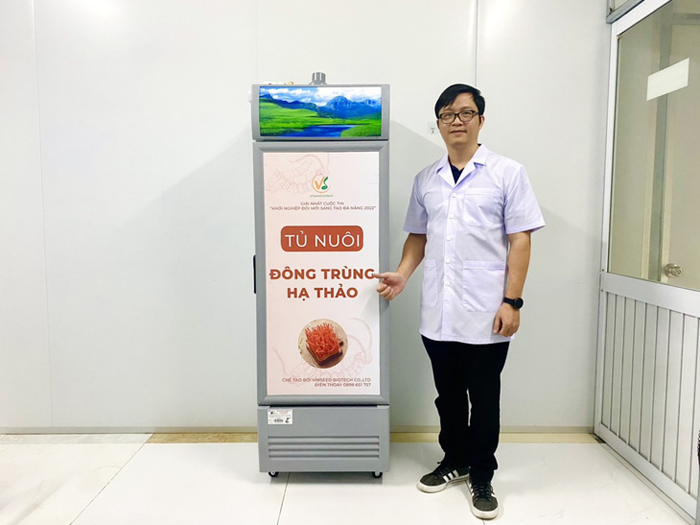 Nhà nghiên cứu ở ĐH Duy Tân và cơ hội khởi nghiệp trong ngành công nghệ sinh học Tst2-33