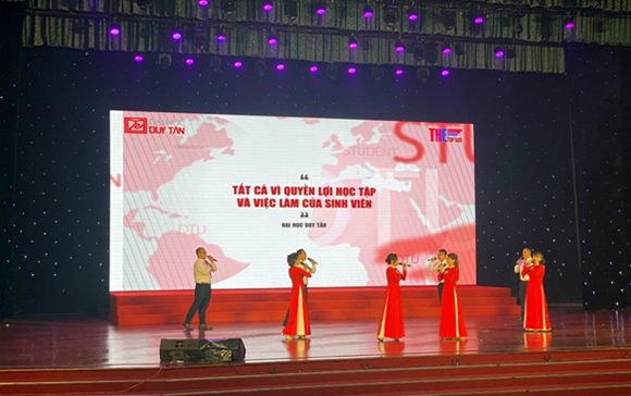 DTU giành giải B Hội diễn Văn nghệ khối thi đua các trường đại học tại Đà Nẵng