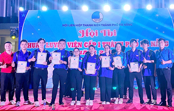 Nhiều Sinh viên Duy Tân được Công nhận là Huấn luyện viên Cấp I Thành phố năm 2022
