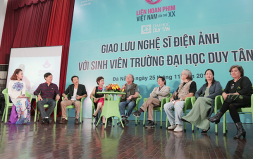Đoàn Nghệ sĩ Điện ảnh Truyền lửa Đam mê cho Sinh viên Đại học Duy Tân