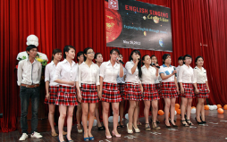 Nhiều Ngạc nhiên Thú vị  với Cuộc thi “English Singing Competition”