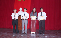 Đại học Duy Tân tổ chức Lễ Sơ kết học kỳ I