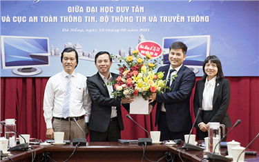 Lễ ký kết Biên bản Ghi nhớ Hợp tác giữa Đại học Duy Tân và Cục An toàn Thông tin