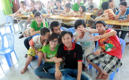 Cùng sinh viên Duy Tân chia sẻ nỗi đau da cam