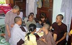 Sinh viên Duy Tân: “Tất cả cho nụ cười bé thơ”