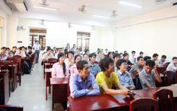 DI Central đến trường tuyển dụng sinh viên Duy Tân