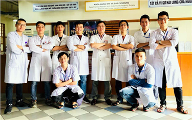 216 Sinh viên khoa Đại học Duy Tân hoàn thành Thực tập tại BV T.Ư Huế