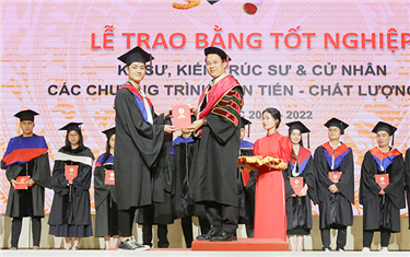 Tân Kỹ sư, Kiến trúc sư và Cử nhân Chương trình Tiên tiến & Quốc tế nhận bằng Tốt nghiệp