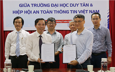 Đại học Duy Tân Ký kết Hợp tác với Hiệp hội An toàn Thông tin Việt Nam