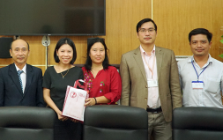 Đại sứ quán Anh tại Việt Nam đến Thăm và Làm việc với Đại học Duy Tân