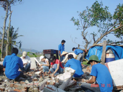 Tuổi trẻ Đại học Duy Tân với công tác tình nguyện hè 2007