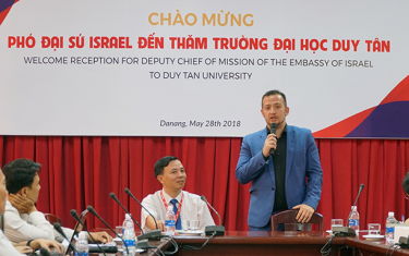 Phó Đại sứ Israel tại Việt Nam Đến Giao lưu với Sinh viên Duy Tân