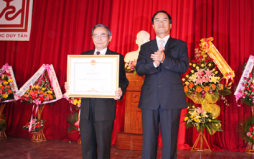 Đại học Duy Tân đón nhận Huân chương Lao động hạng Ba