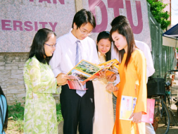 Giao lưu sinh viên Kiến Trúc Đại học Duy Tân với Đại học Xây Dựng Hà Nội và Đại học Bách Khoa Đà Nẵng