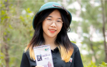 Nữ sinh ĐH Duy Tân cùng giải Toàn năng tại Festival Kiến trúc 2022