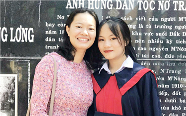 Nữ sinh đạt 27,8/30 điểm trúng tuyển ngành Quản trị Tài chính của Đại học Duy Tân