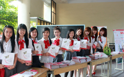 Tư vấn Tuyển sinh 2012: Nhiều Thí sinh quan tâm đến Chương trình Quốc tế