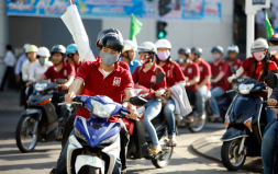 Sinh viên Duy Tân Ra quân Hưởng ứng ngày Môi trường Thế giới 2013