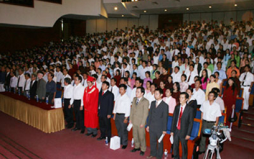 Lễ phát bằng tốt nghiệp Đại học và Cao đẳng hệ chính quy khóa 2003-2008