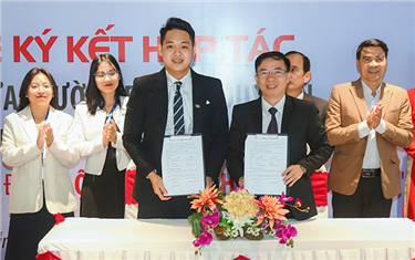 Đại học Duy Tân Ký kết Hợp tác Toàn diện với Công ty CP Dược phẩm FPT Long Châu