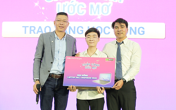 Dell Việt Nam “Chắp cánh ước mơ” cùng Sinh viên Duy Tân