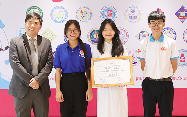 The ‘Quang Region Gen Z’ Competition Awards Ceremony