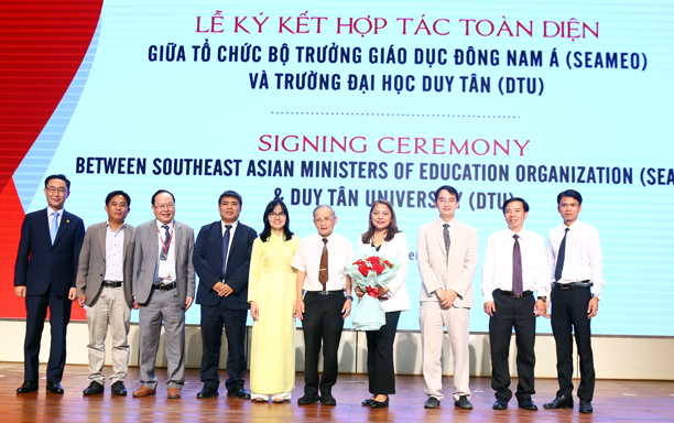 Tổ chức Bộ trưởng Giáo dục Đông Nam Á ký kết hợp tác toàn diện với Trường Đại học Duy Tân