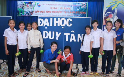 The Opening of the 2010 “Volunteer Teaching” Orphan Program