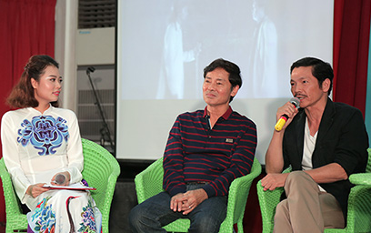 Đoàn Nghệ sĩ Điện ảnh Truyền lửa Đam mê cho Sinh viên Đại học Duy Tân