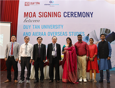Moa Signing Ceremony between Duy Tan University anh Aieraa Overseas Studies